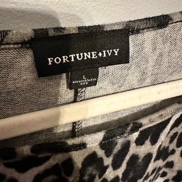 Fortune+Ivy Light Leopard Sweater L - Picture 3 of 4